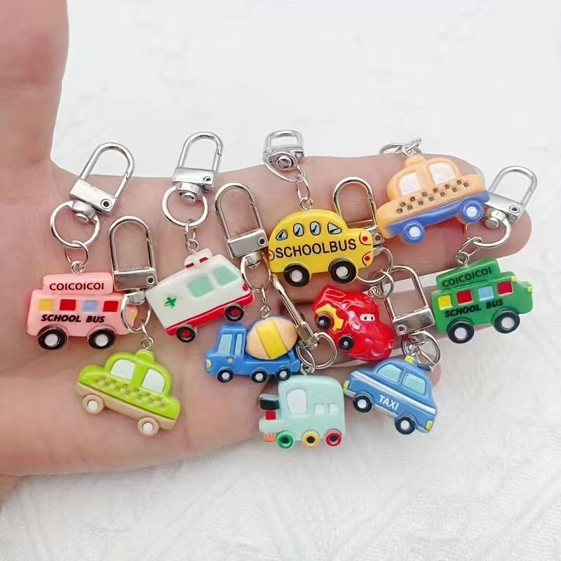 Car Accessories Gifts - Llavero de resina con diseño de